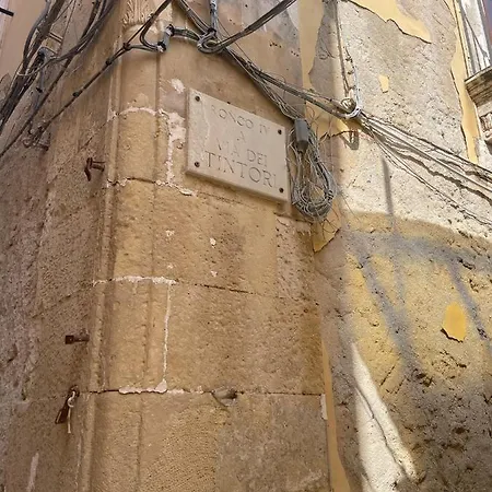 Casa Con Terrazza In Ortigia