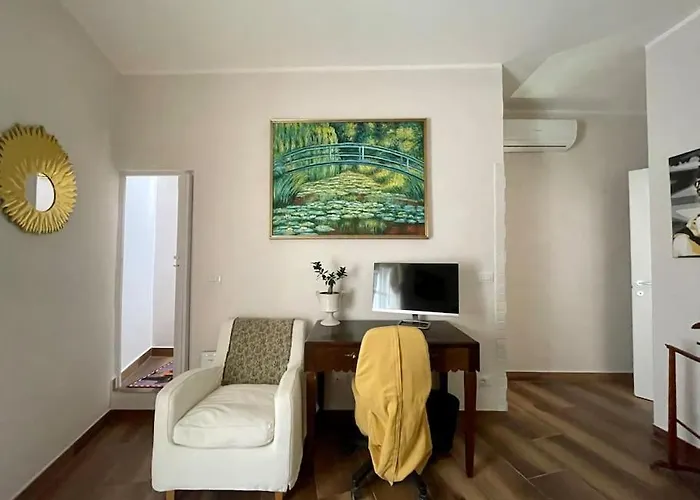 Casa Con Terrazza In Ortigia Apartment *
